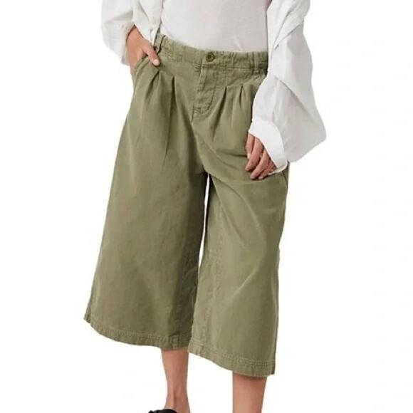 NEW Free People Hard Rain Mid Rise Cropped Gaucho Pants Green Sz 0 (Oversized) - Picture 13 of 16